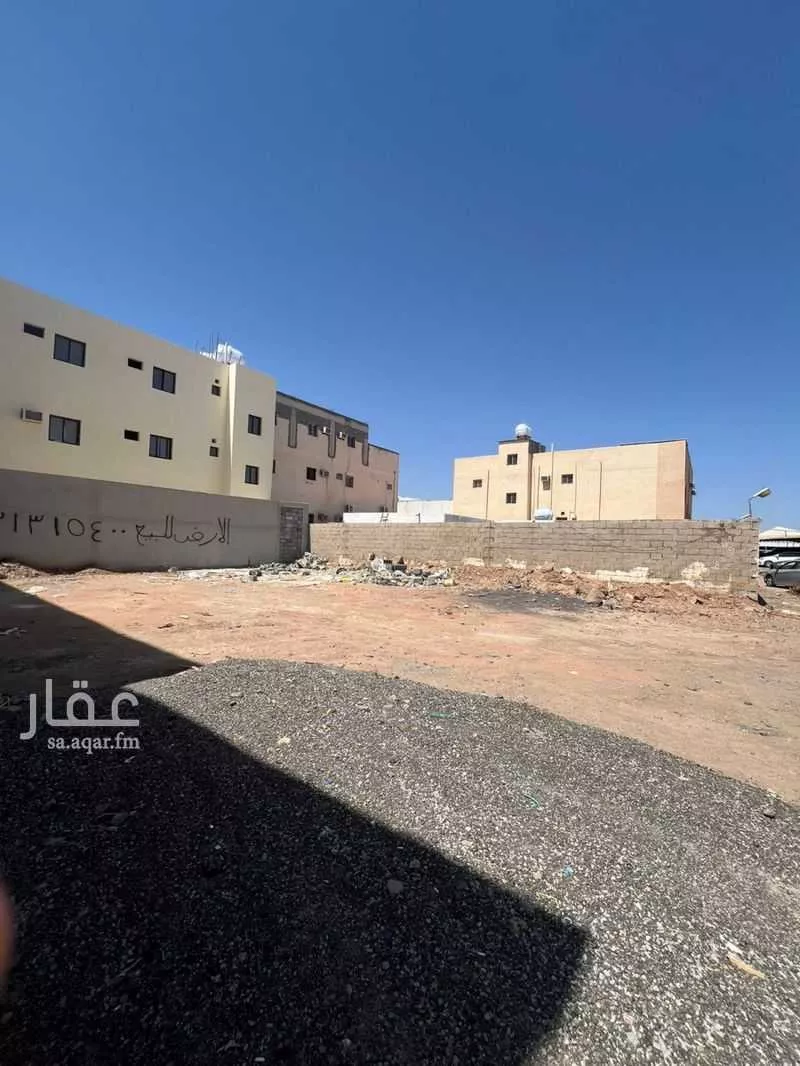 أرض 400 م² في المطار 3