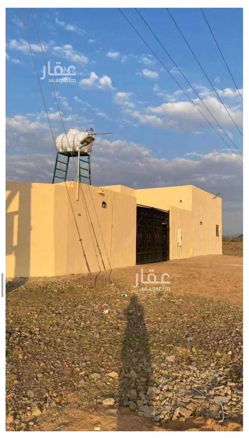 أرض 922 م² في البلقاء 2