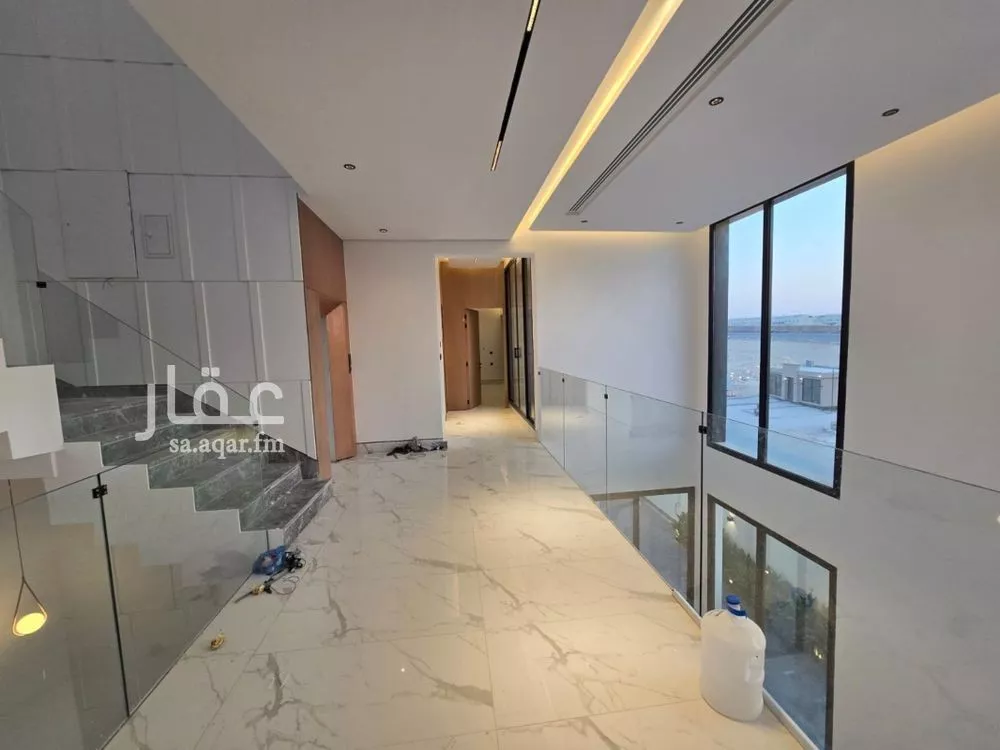 فيلا 6 غرف في النرجس 3