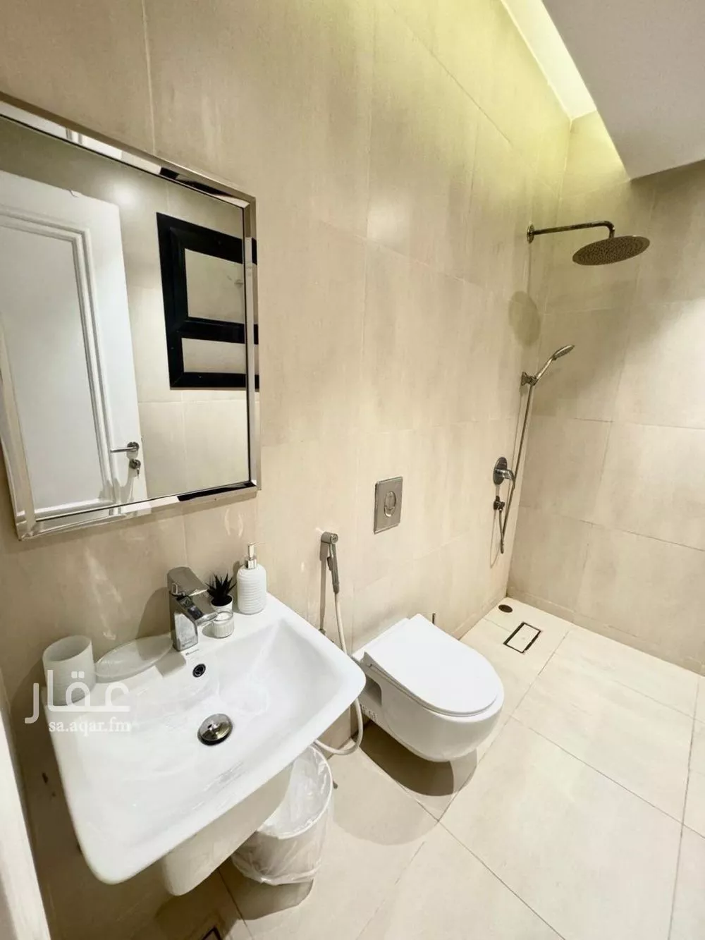 شقة 2 غرف في النرجس 4