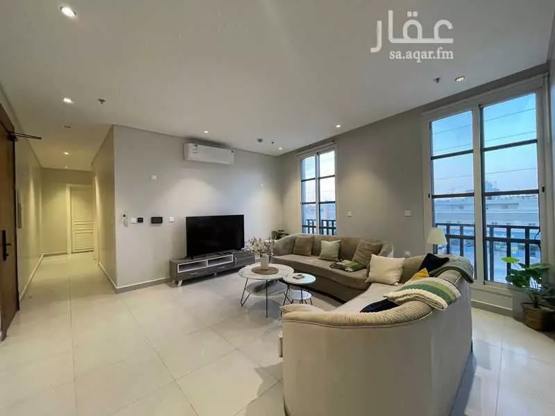 شقة 2 غرف في الملقا 3