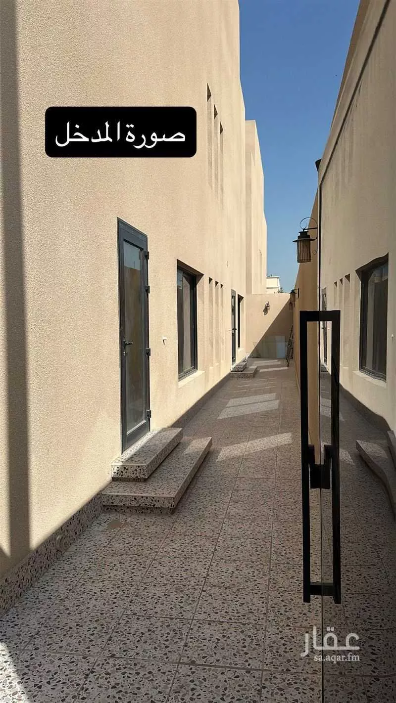 4 bedroom villa in Sports City, Eastern Province 3