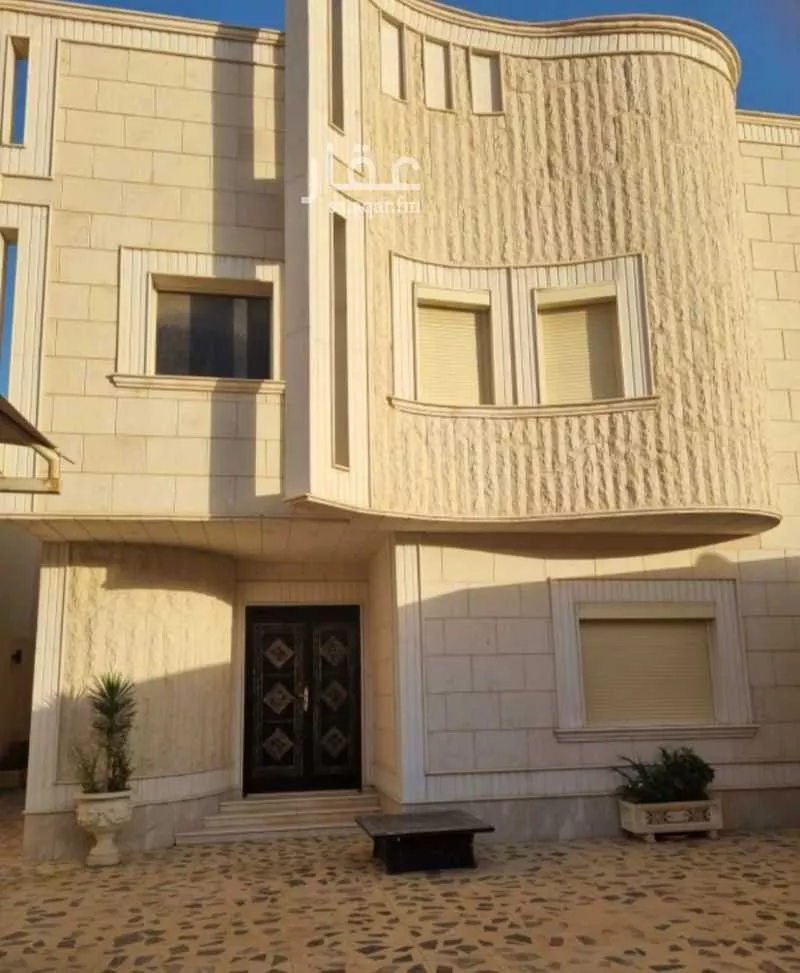 فيلا 15 غرف في الياسمين 1