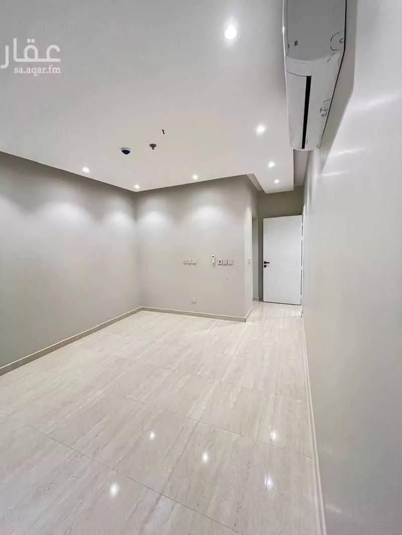 شقة 3 غرف في الحمرا 2