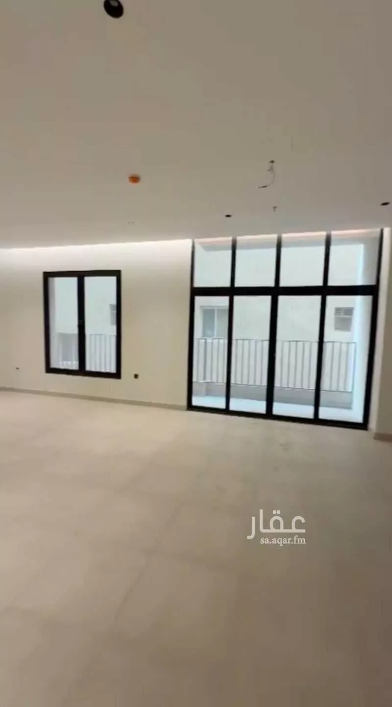 شقة 4 غرف في الحمرا 2