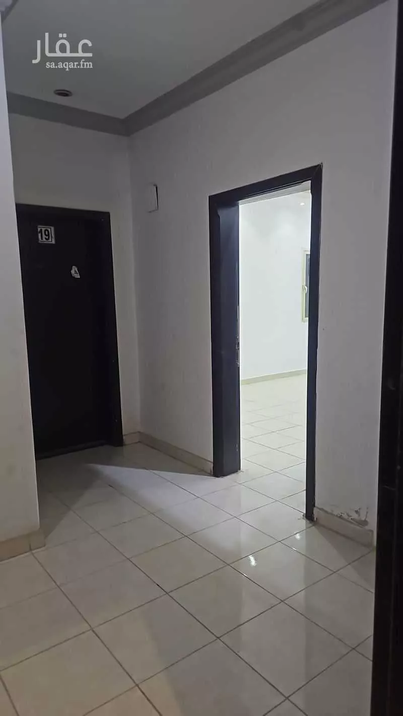 شقة 1 غرف في الملقا 5