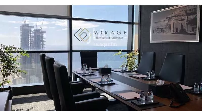 مكتب 301 م² في الشاطئ 4