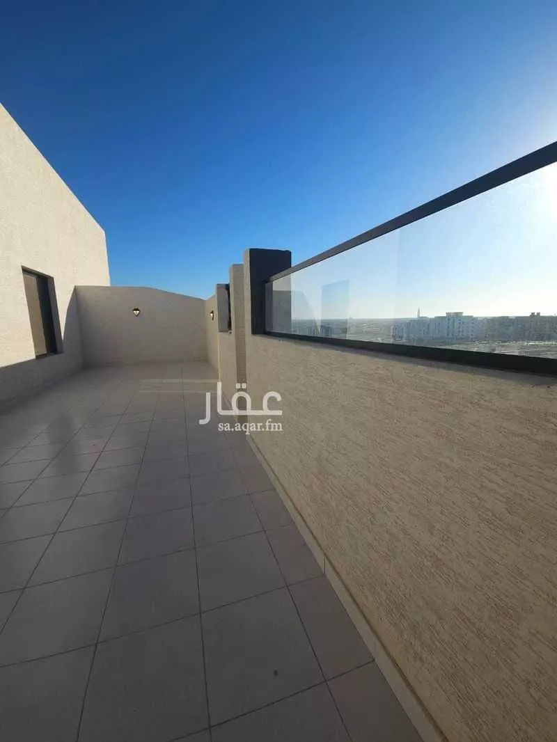 شقة 5 غرف في طيبة 5