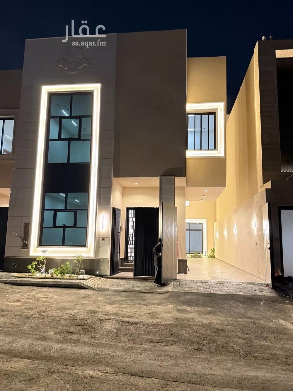 5 bedroom duplex in Al Mahdiyyah 1
