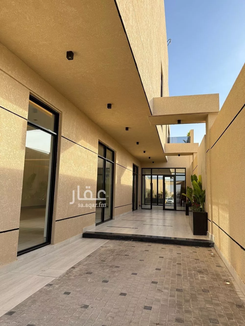 شقة 7 غرف في المهدية 3