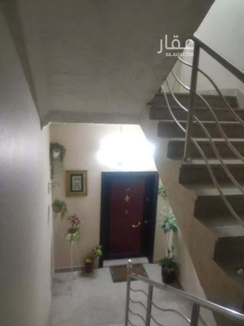 عمارة 400 م² في العزيزية 3