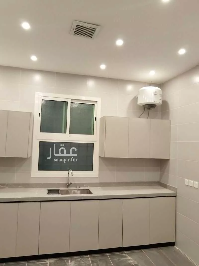 2 bedroom apartment in Al Qadisiyah 5