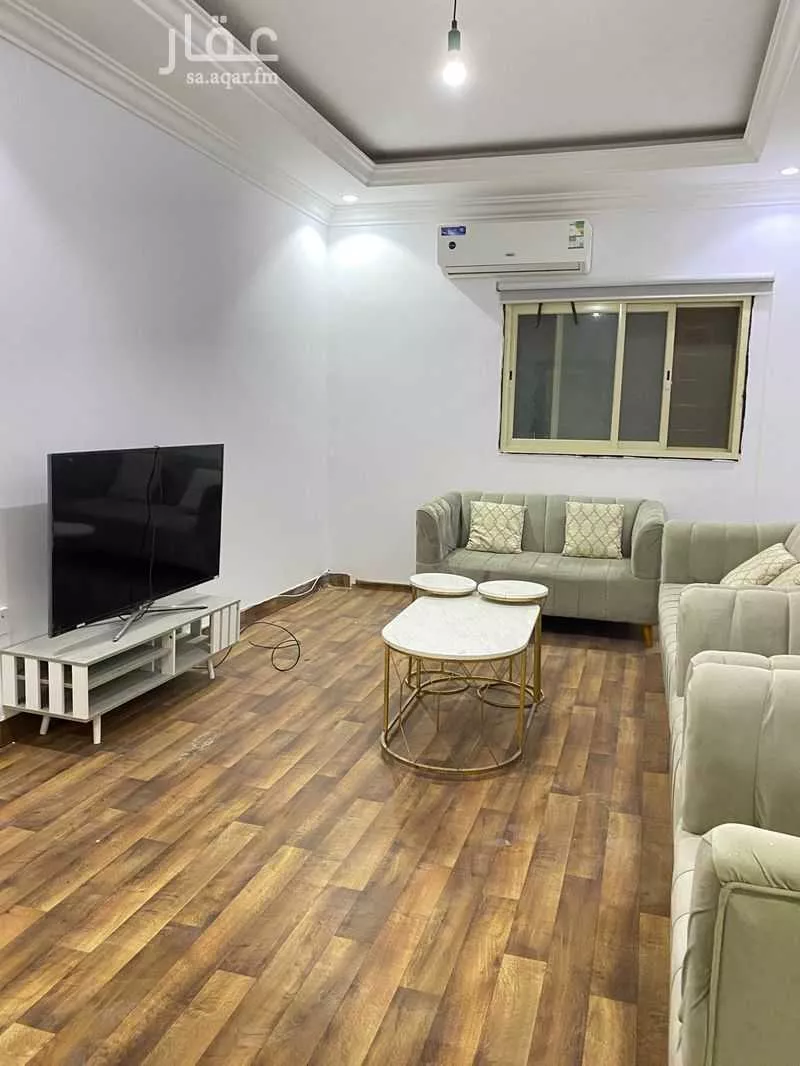 شقة 4 غرف في العقيق 2