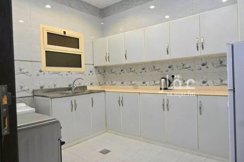 شقة 3 غرف في الملقا 3