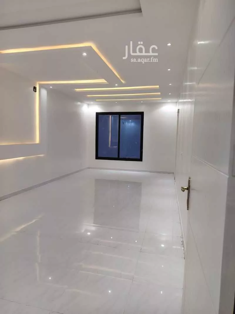 فيلا 11 غرف في بدر 4