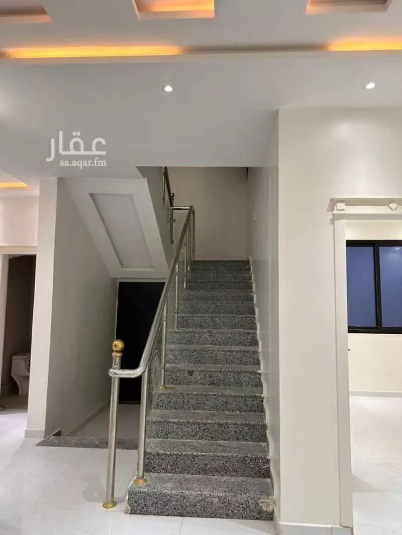 فيلا 11 غرف في بدر 5