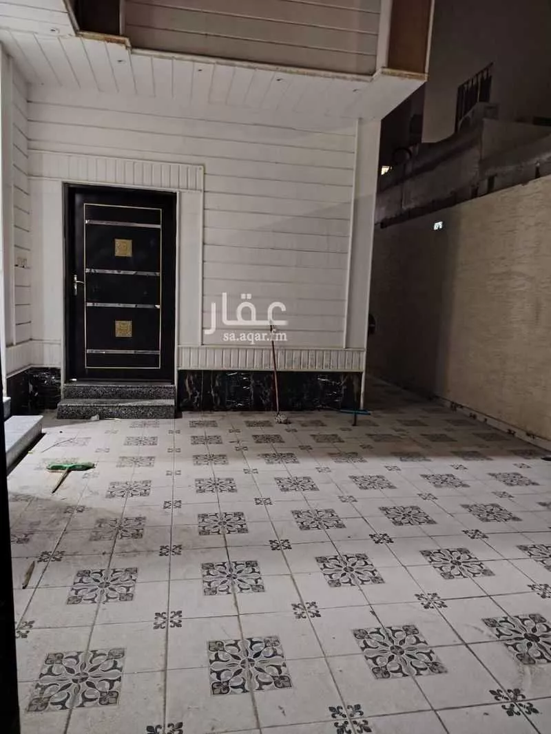 فيلا 11 غرف في بدر 2