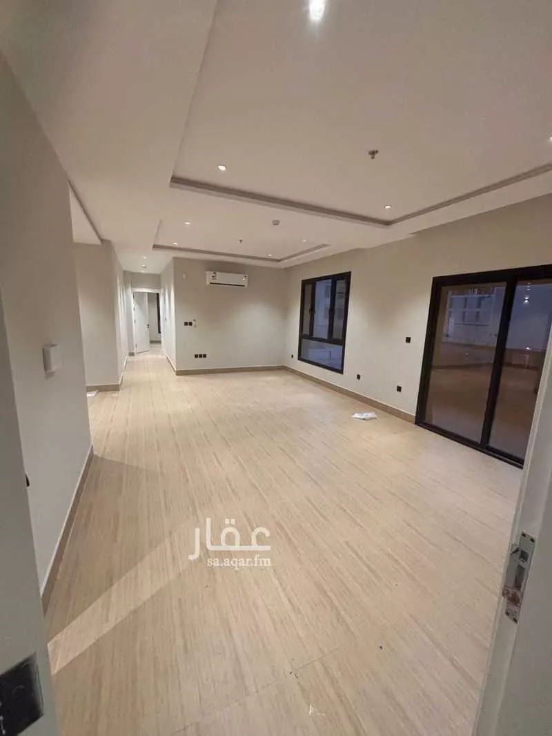 شقة 3 غرف في السيف 5