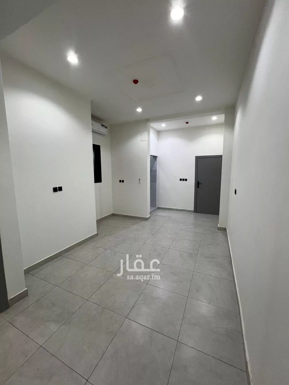 شقة 1 غرف في العارض 3