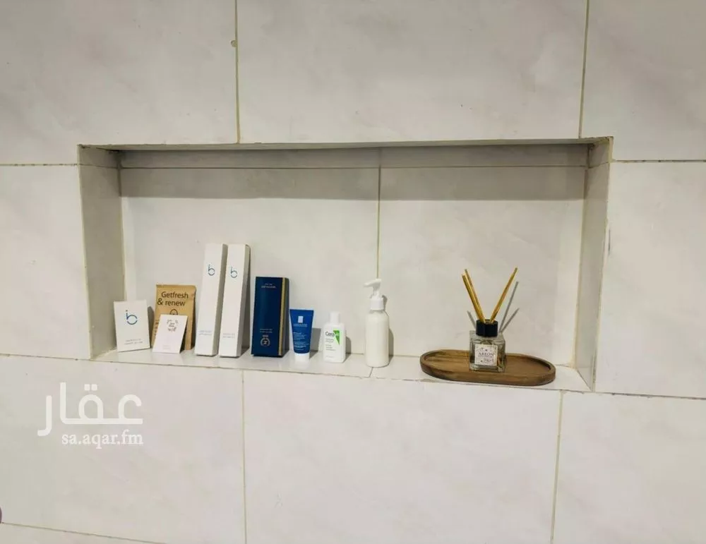 1 bedroom floor in Al Khaleej 2