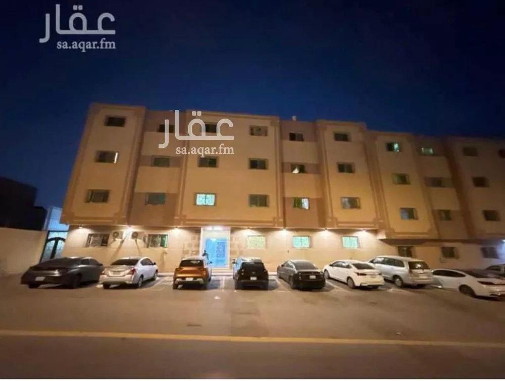 4 bedroom floor in Badr 1