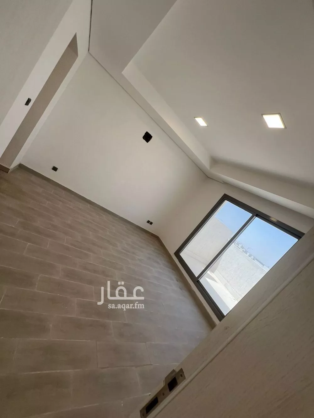 دوبلكس 4 غرف في النرجس 4