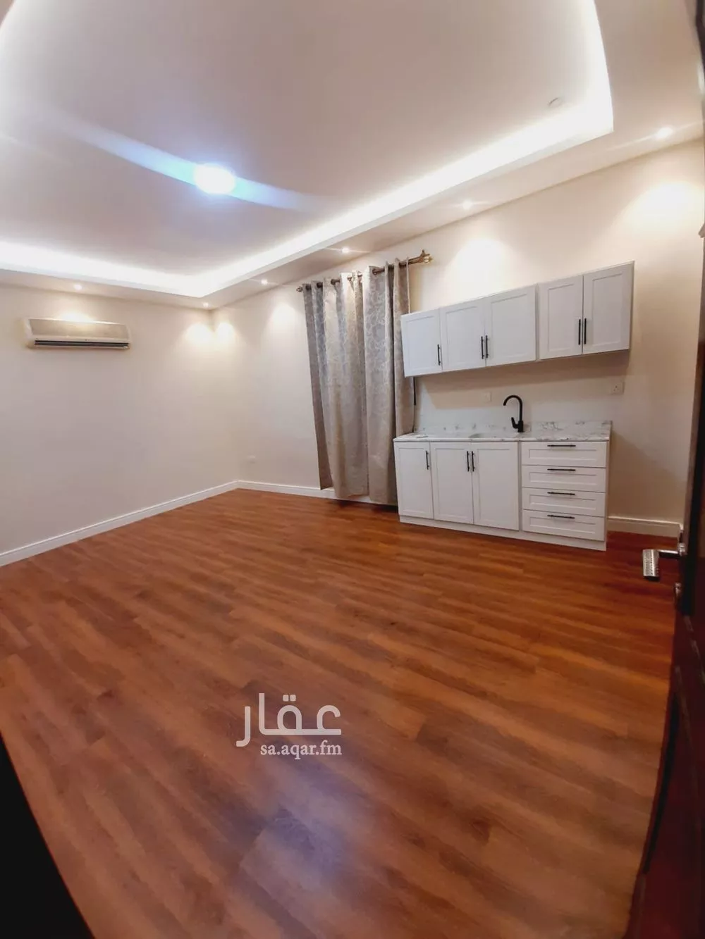 1 bedroom apartment in Al Sahafah 5