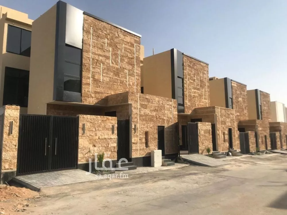 5 bedroom villa in Al Narjis 2