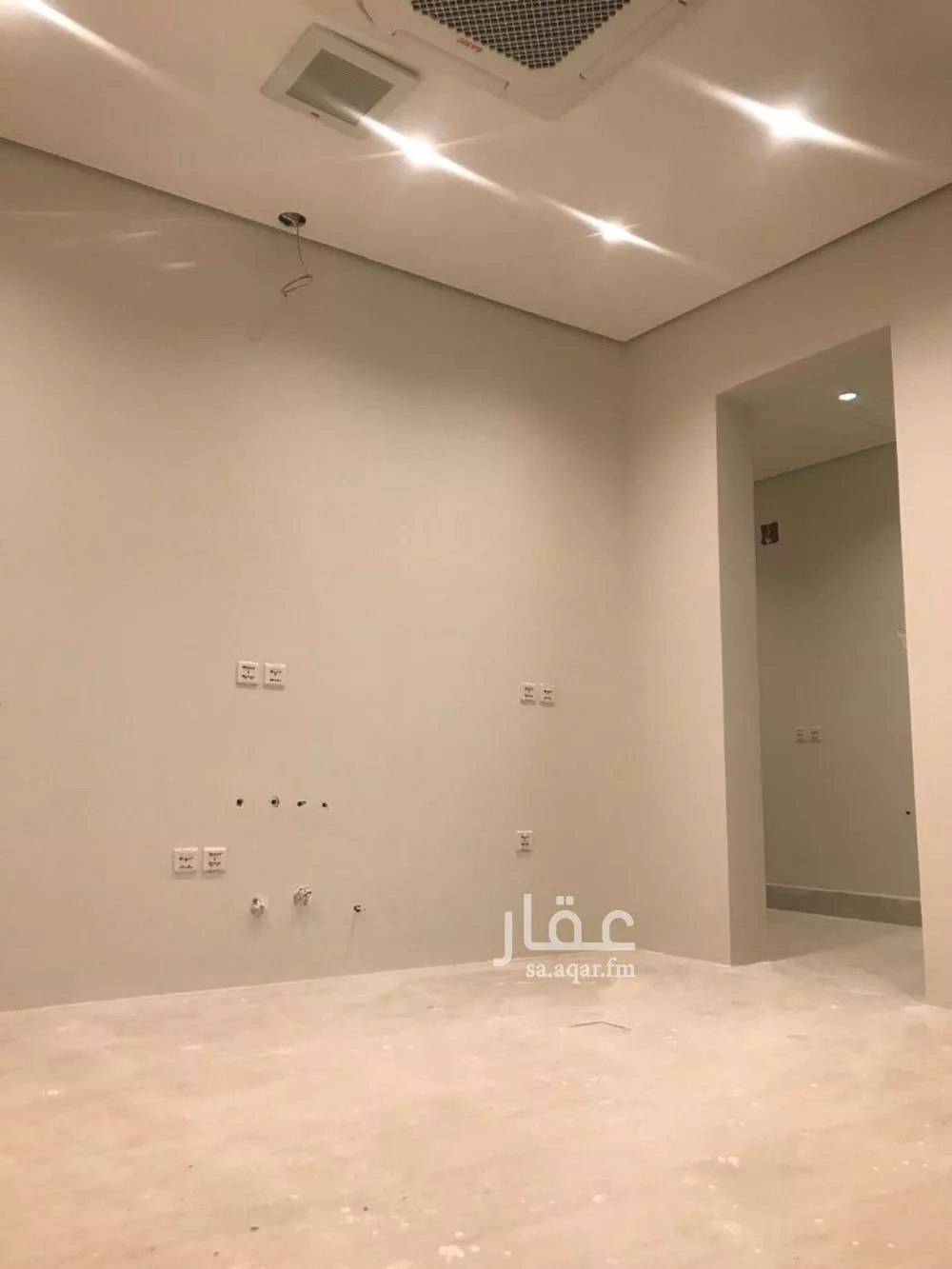 9 bedroom villa in Al Qairawan, Riyadh 13
