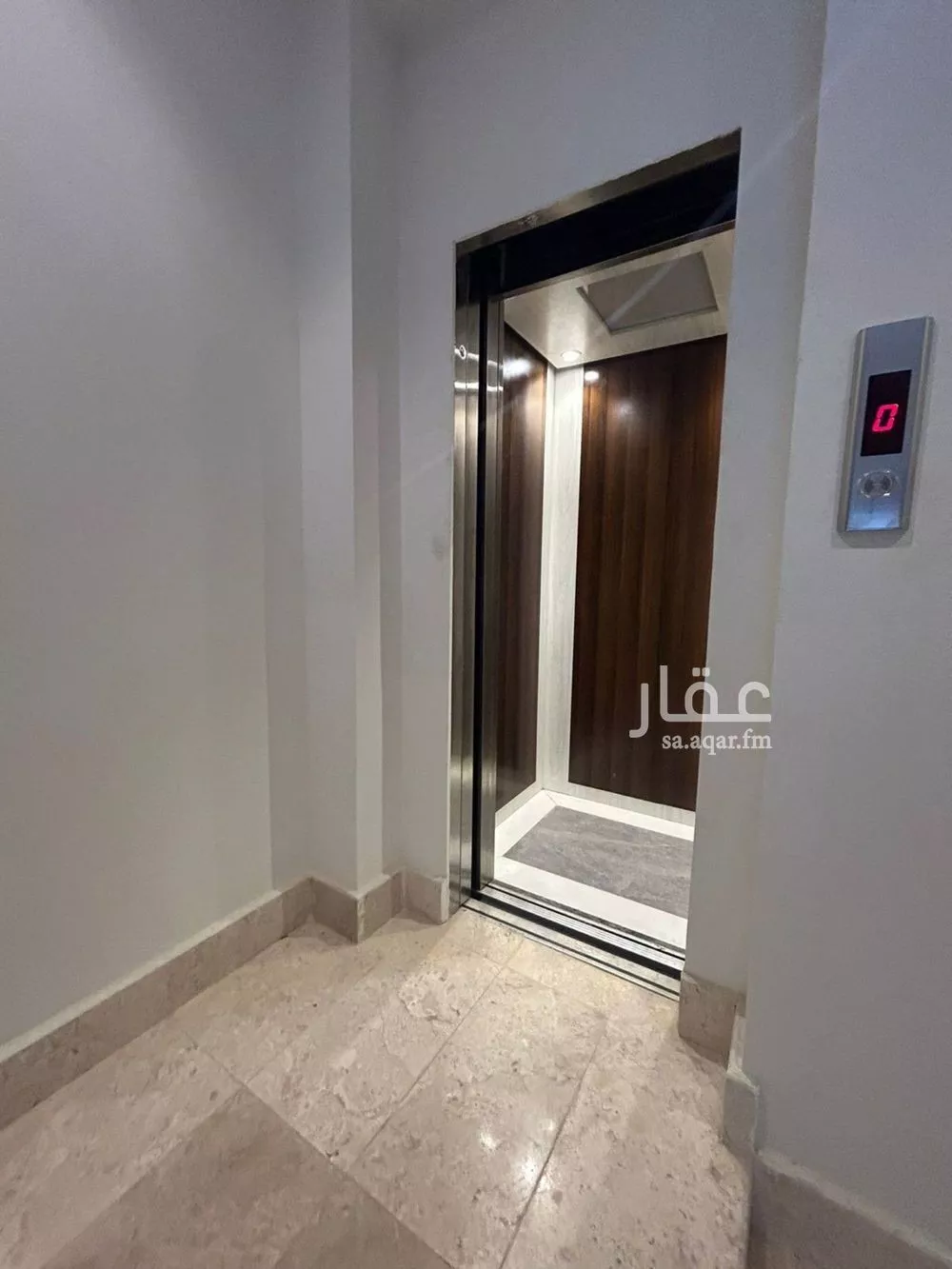 شقة 5 غرف في العارض 4