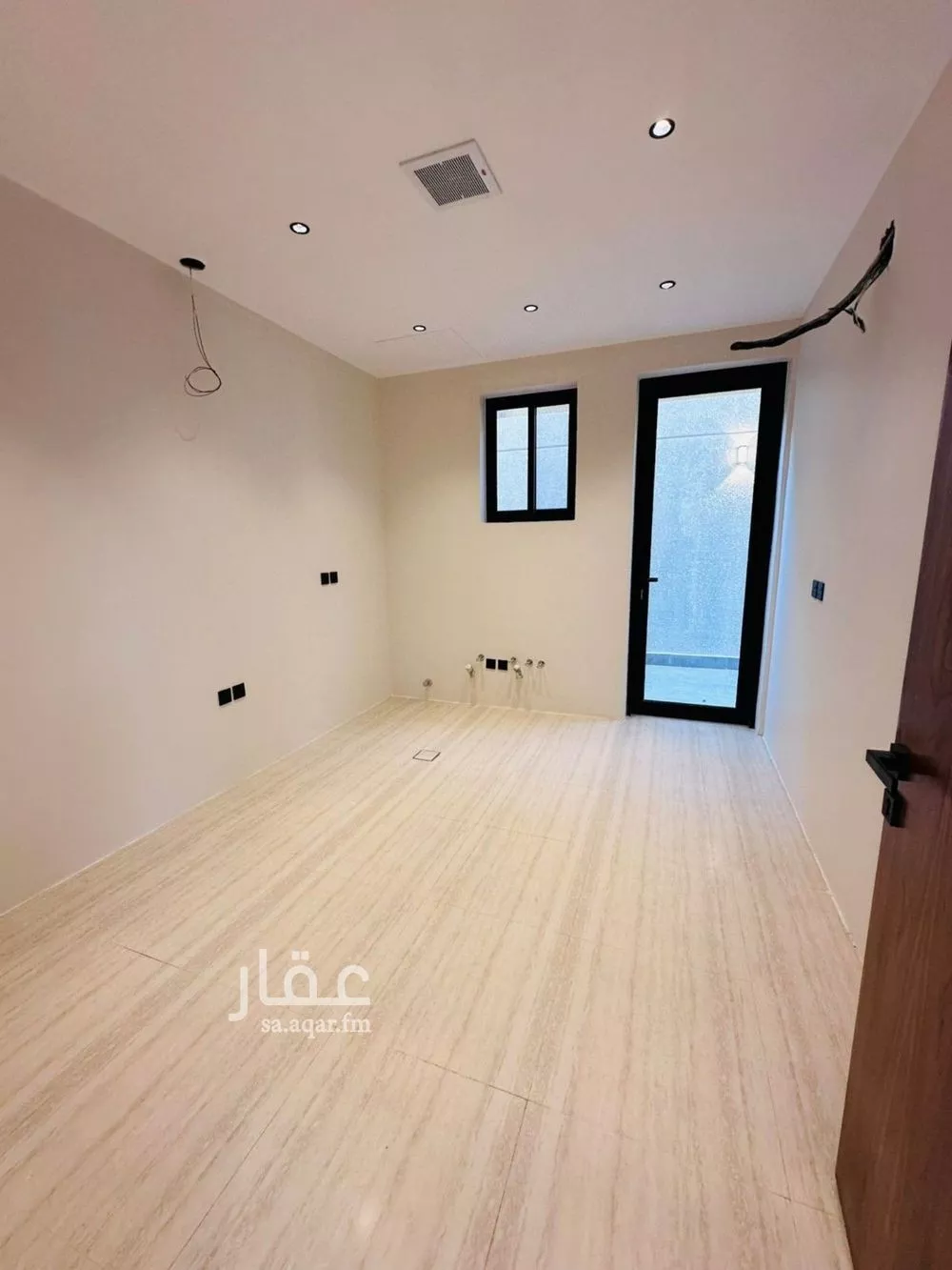 فيلا 6 غرف في المهدية 4