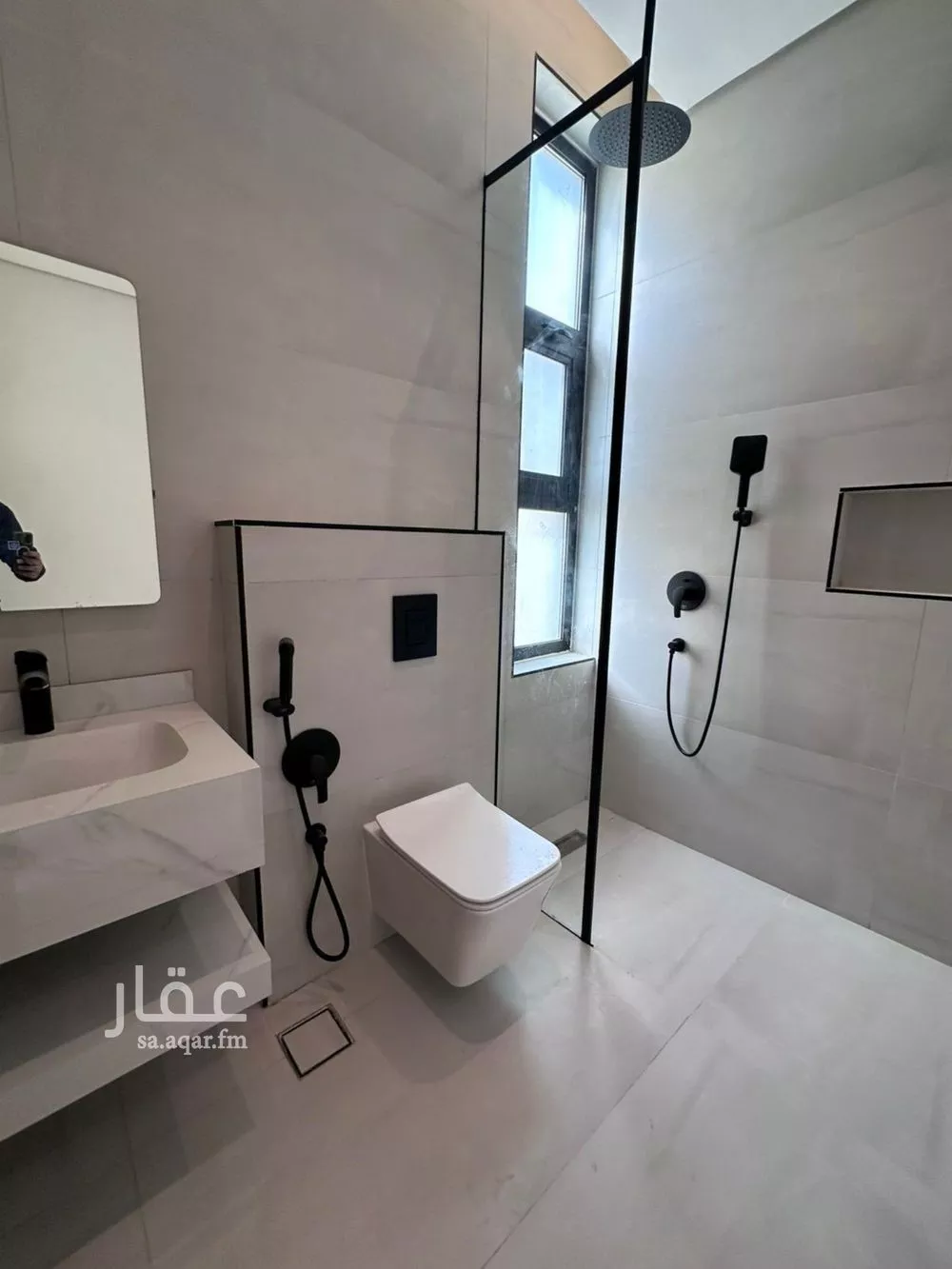 دور 4 غرف في التعاون 5