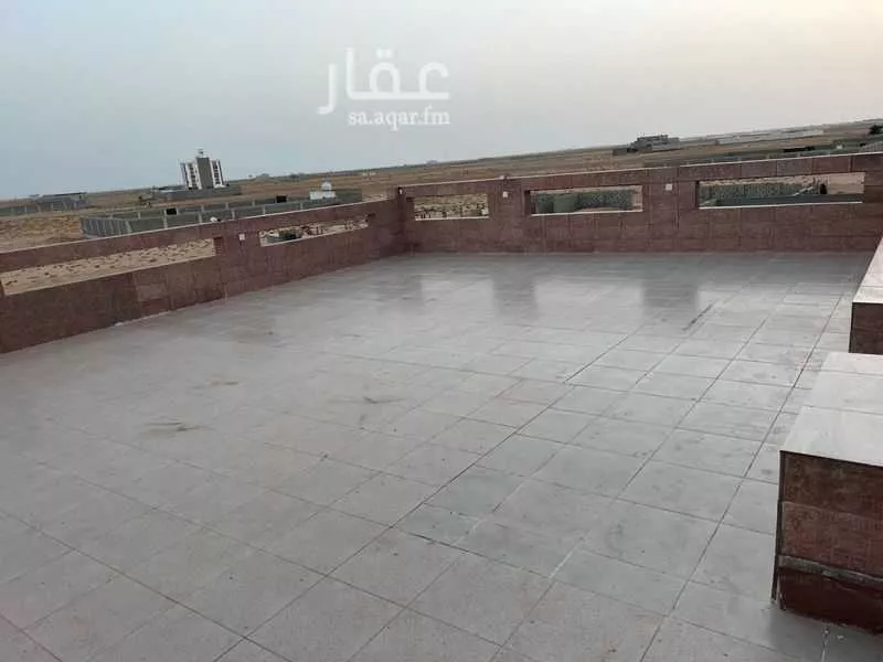 1084 sqm building in Az Zomorod 5