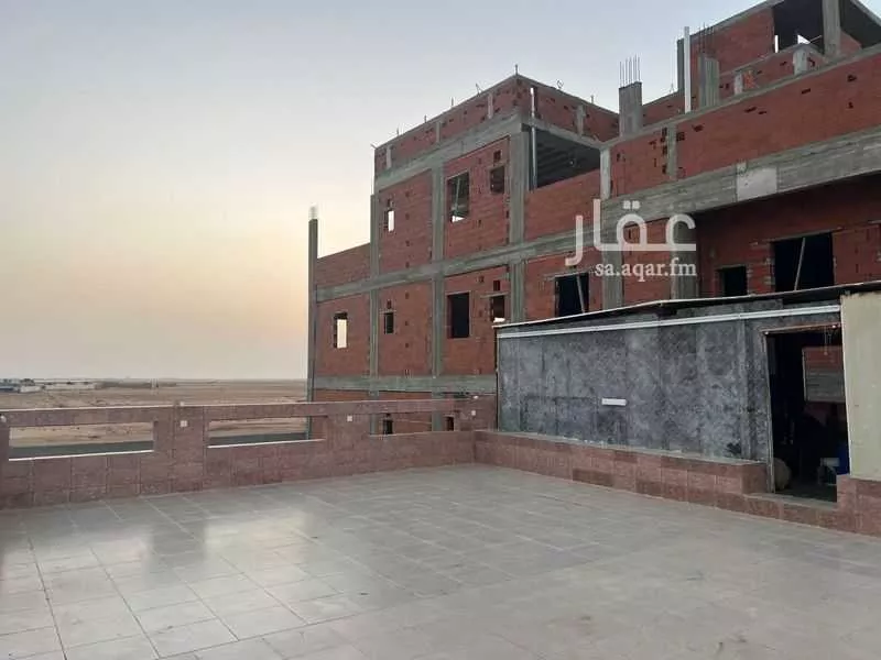 1084 sqm building in Az Zomorod 1