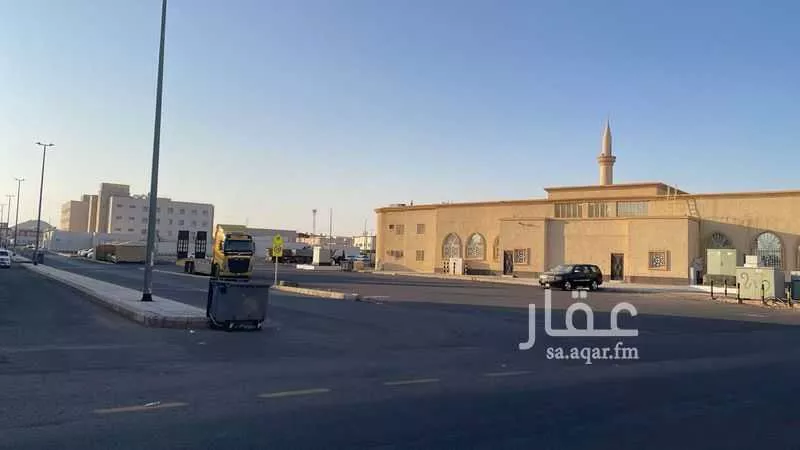 عمارة 487 م² في العزيزية 2