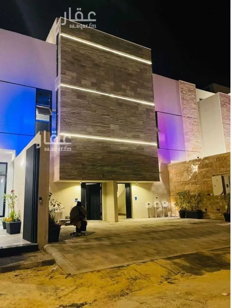 4 bedroom floor in Qurtubah 1