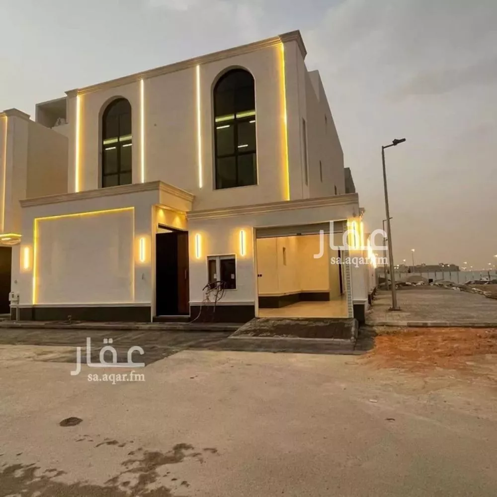 5 bedroom villa in Al Rimal 2