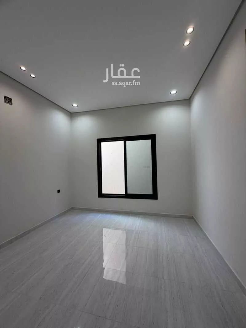 3 bedroom floor in Al Qadisiyah 4