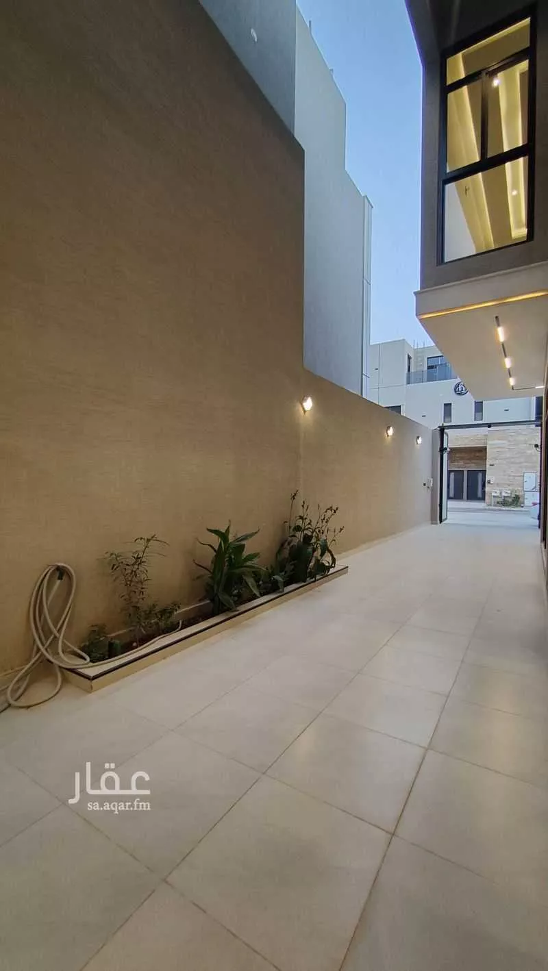 6 bedroom villa in Al Rimal 5