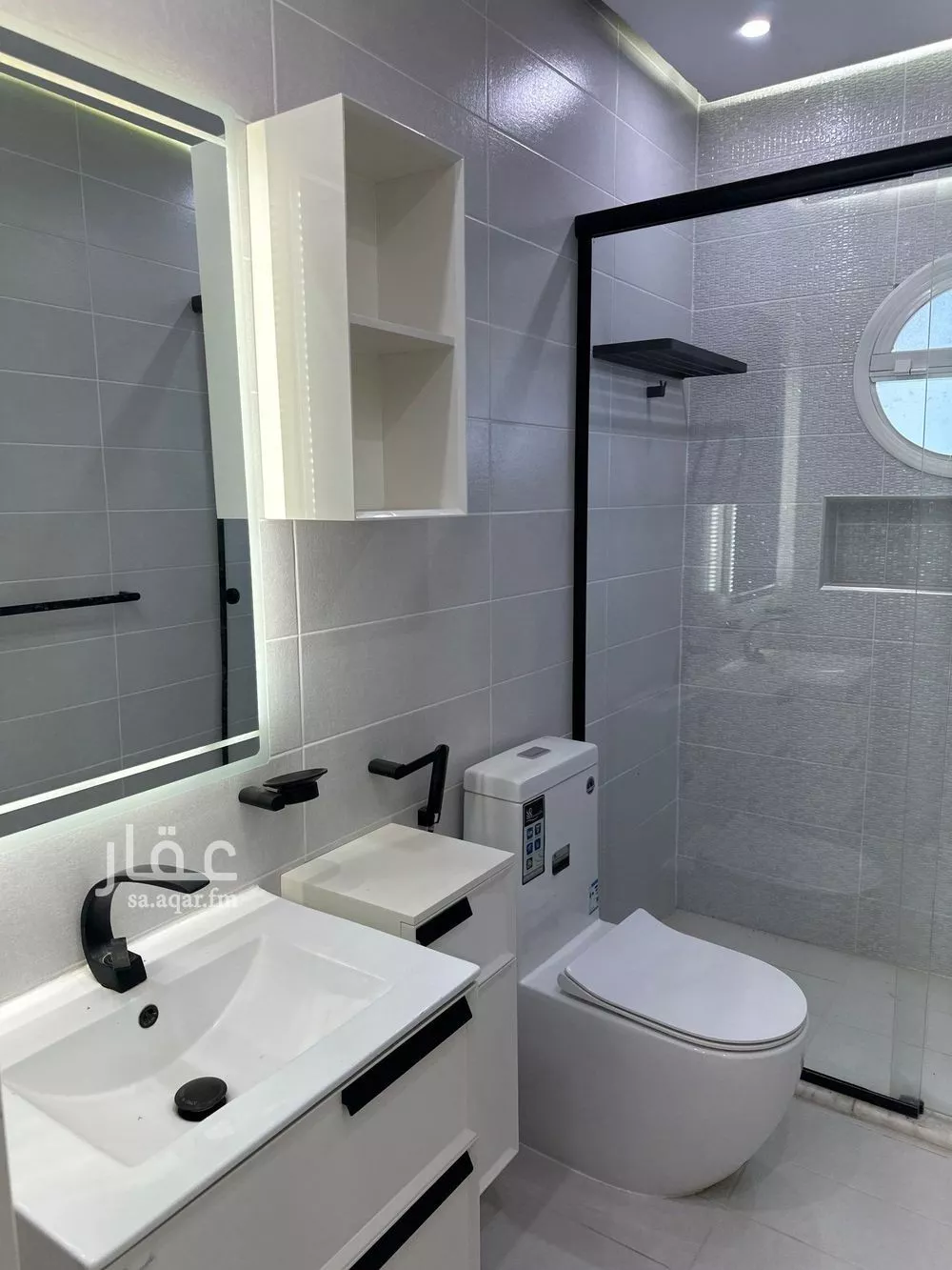 شقة 6 غرف في المروة 2