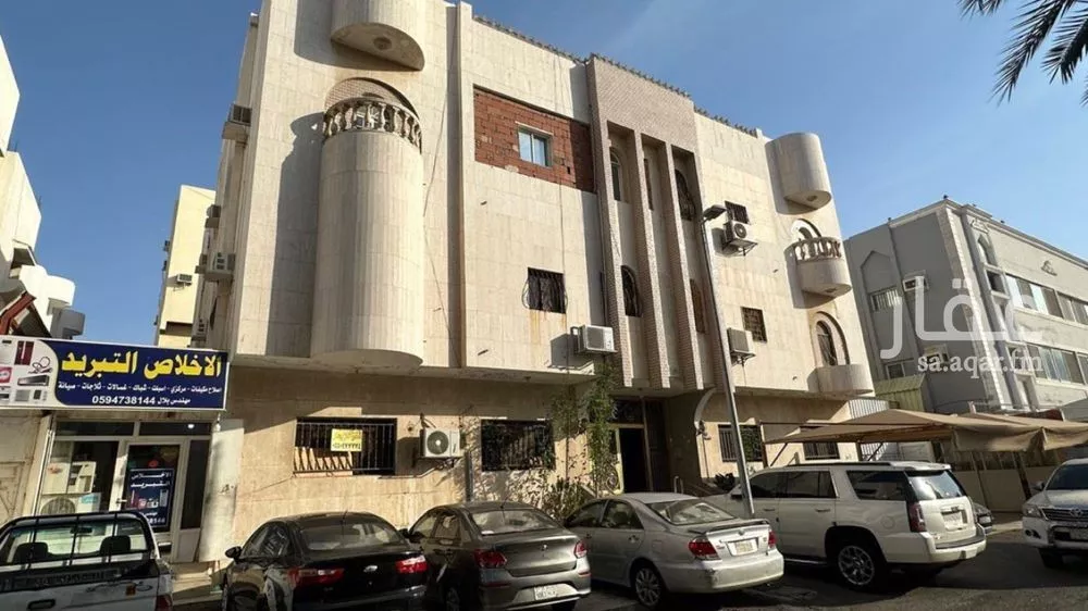 عمارة 675 م² في الربوة 2