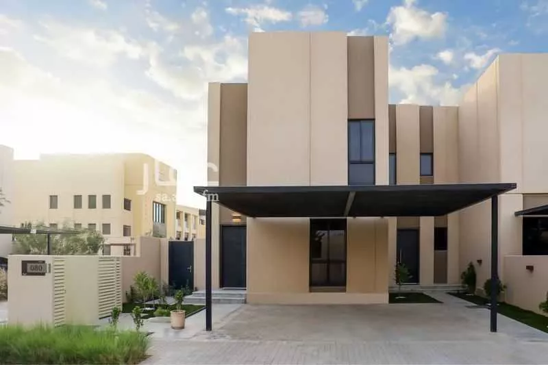 فيلا 7 غرف في الرياض 5