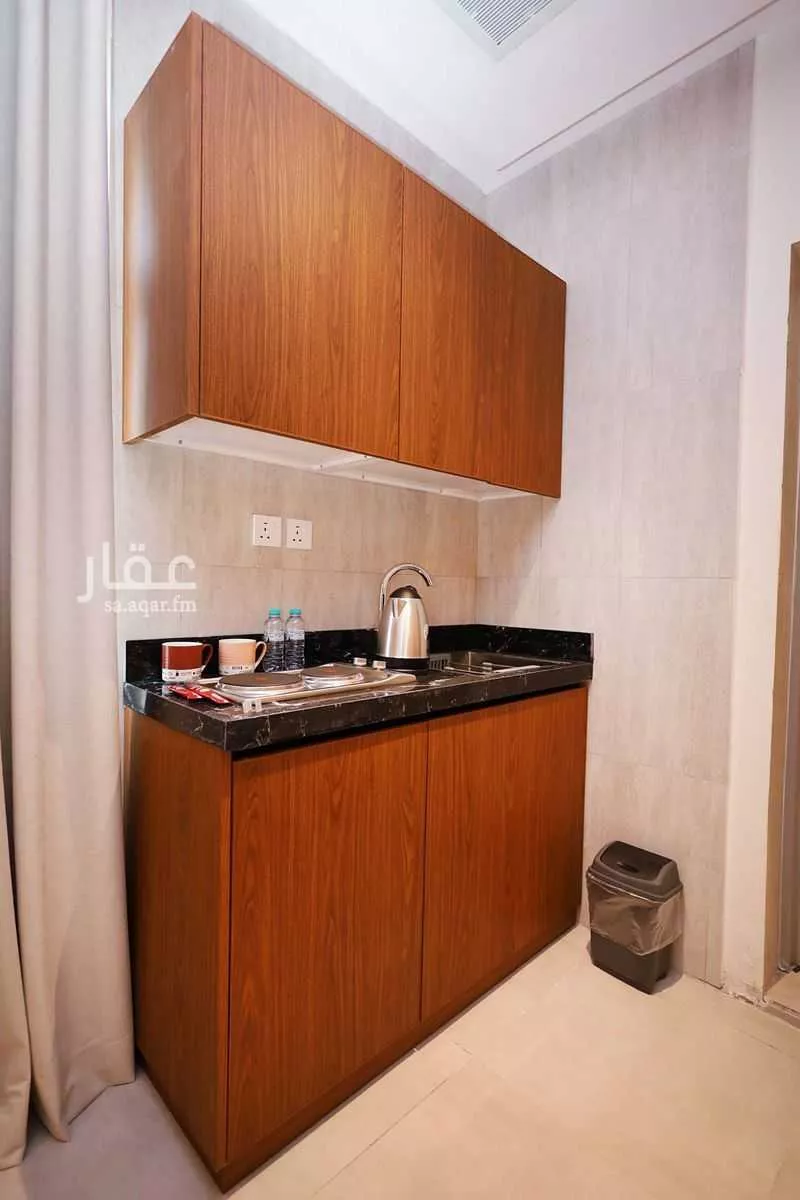 عقار 33 غرف في المعذر الشمالي، الرياض 21