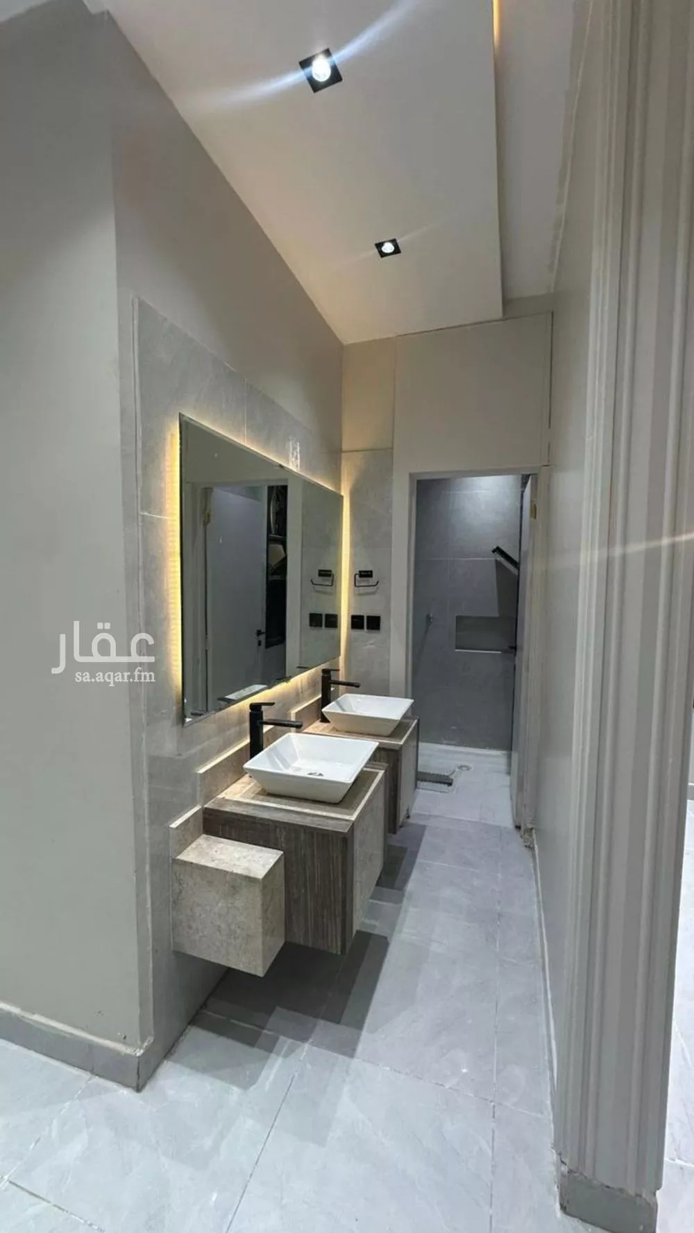 5 bedroom villa in An Nadhim 1