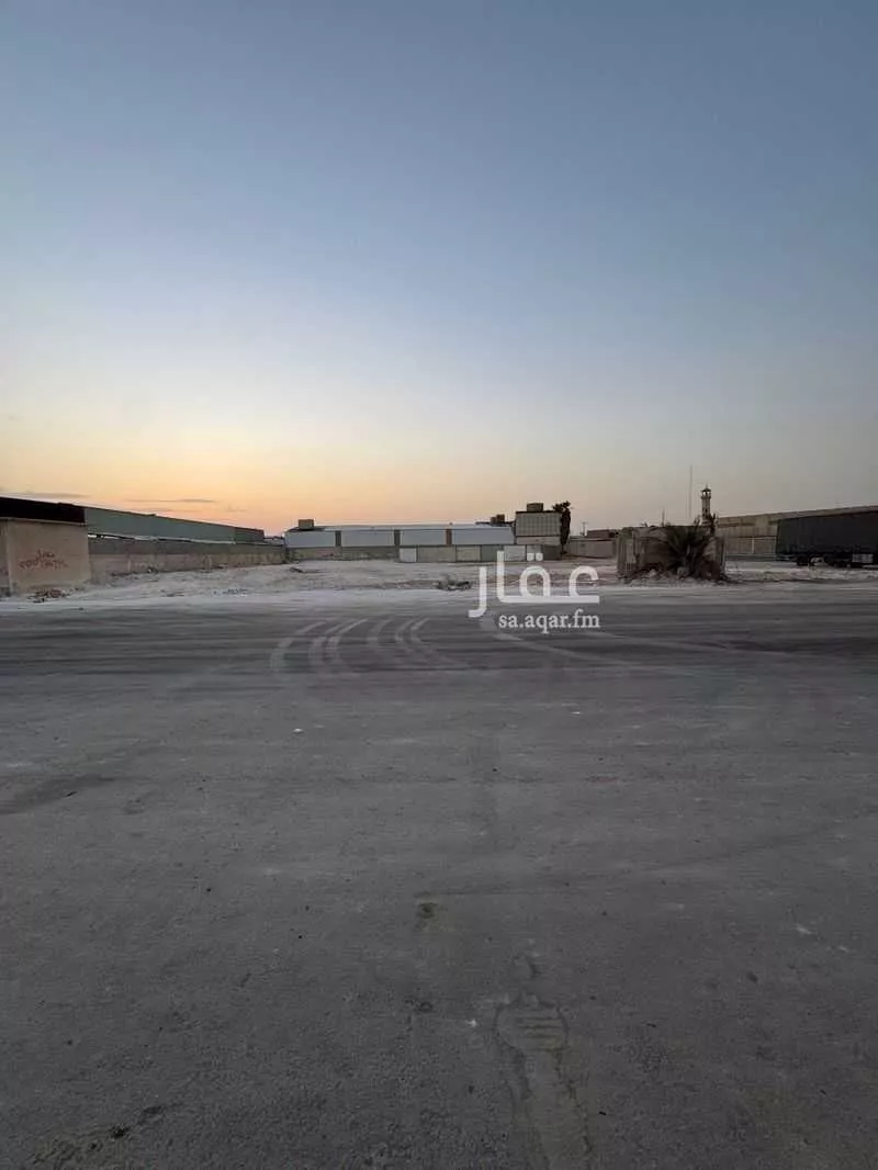 أرض 2500 م² في المناخ 4