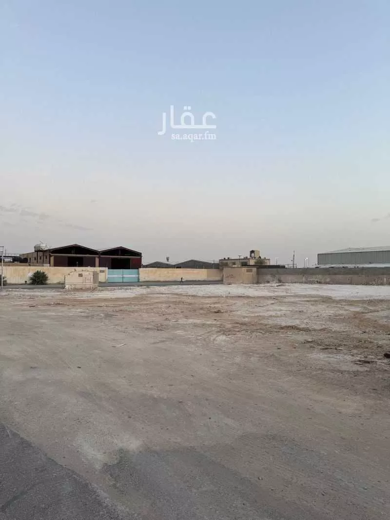 أرض 2500 م² في المناخ 5