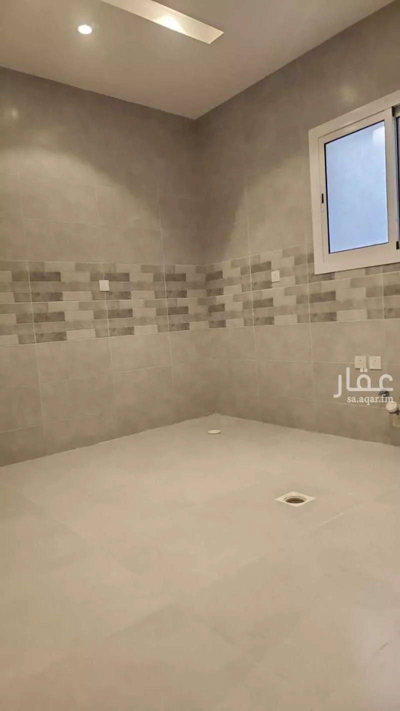 5 bedroom apartment in Al Hamdaniyah 8