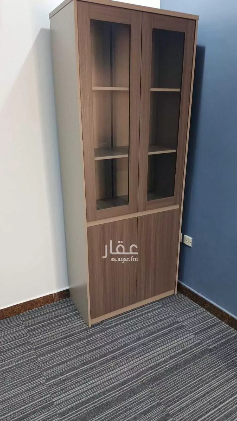 مكتب 75 م² في اشبيلية 3