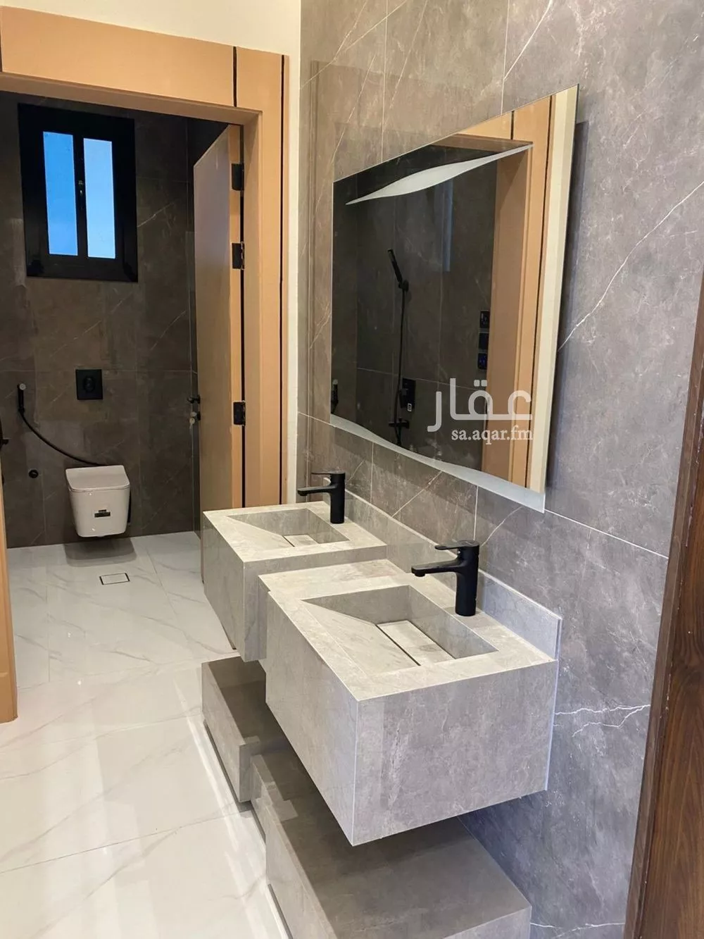 شقة 5 غرف في النهضة 4