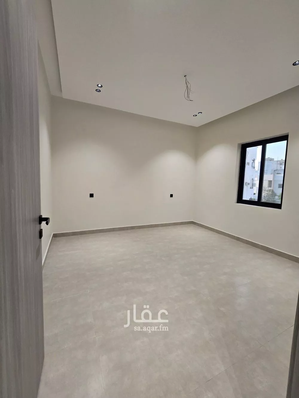 شقة 3 غرف في النزهة 2